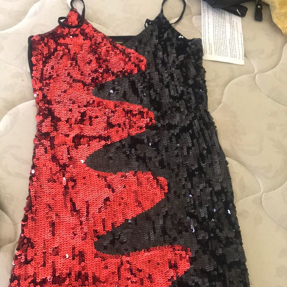 Xinpanrong dress size medium color black and red